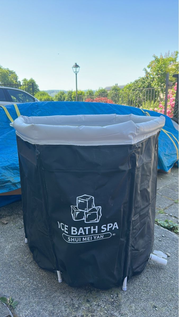 Badewannen: Aufblasbare Eisbadewanne tragbar blau/weiss – Neu (gemäss Beschreibung) aus Rapperswil SG von lor_tz6f