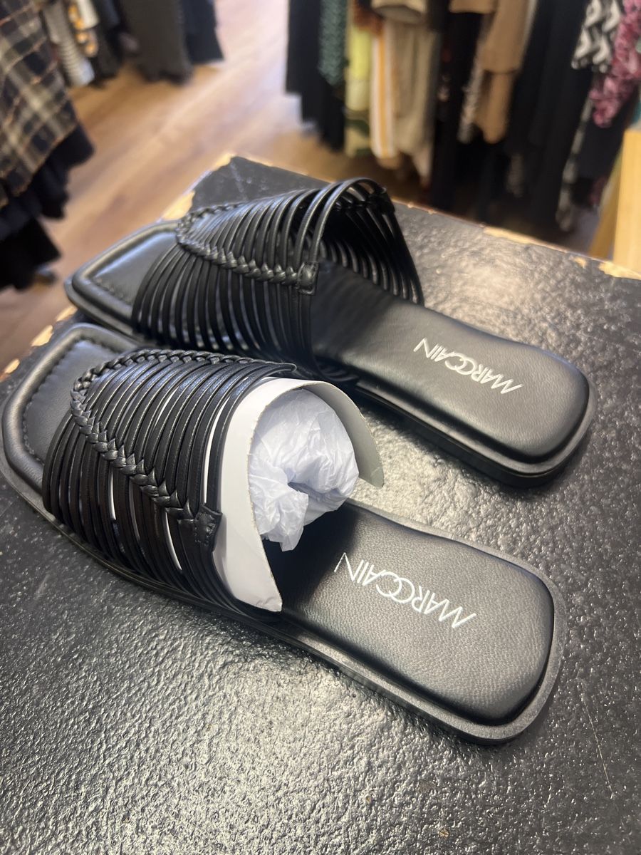 Marc Cain Scarpe da donna: Marccain Sndalen – Usato da Olten venduto da AtelierSecondhand23