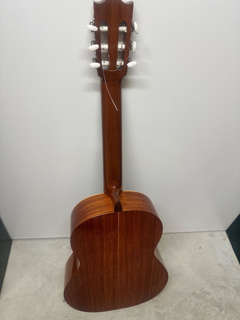 Strumenti musicali: Gitarre Raimundo 105 – Usato da Zürich venduto da Flokke33 2