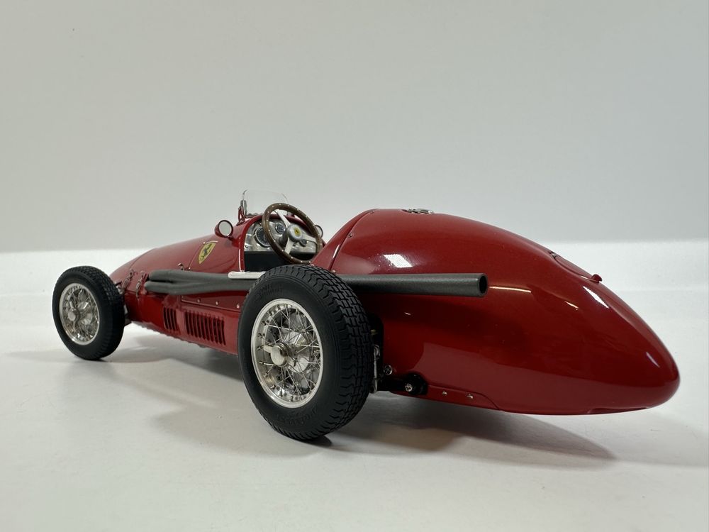 1953 Ferrari 500 F2 1:18 „Der Doppelweltmeister“, CMC, m.OVP