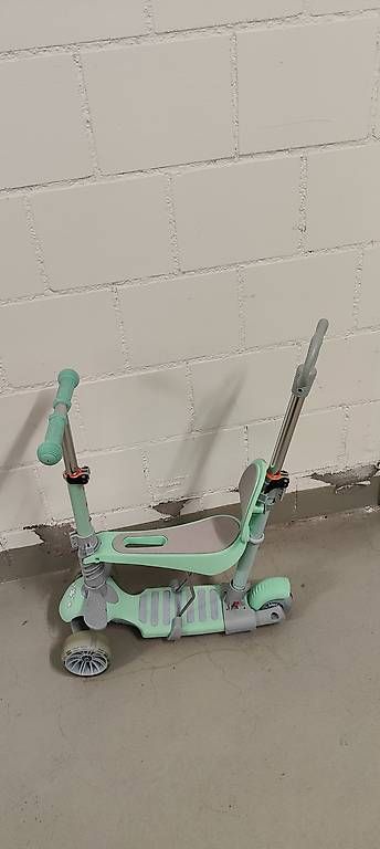Fahrzeuge für Kinder: Baby-Scooter 3 in 1 – Gebraucht aus Aarwangen von Sirnick 2