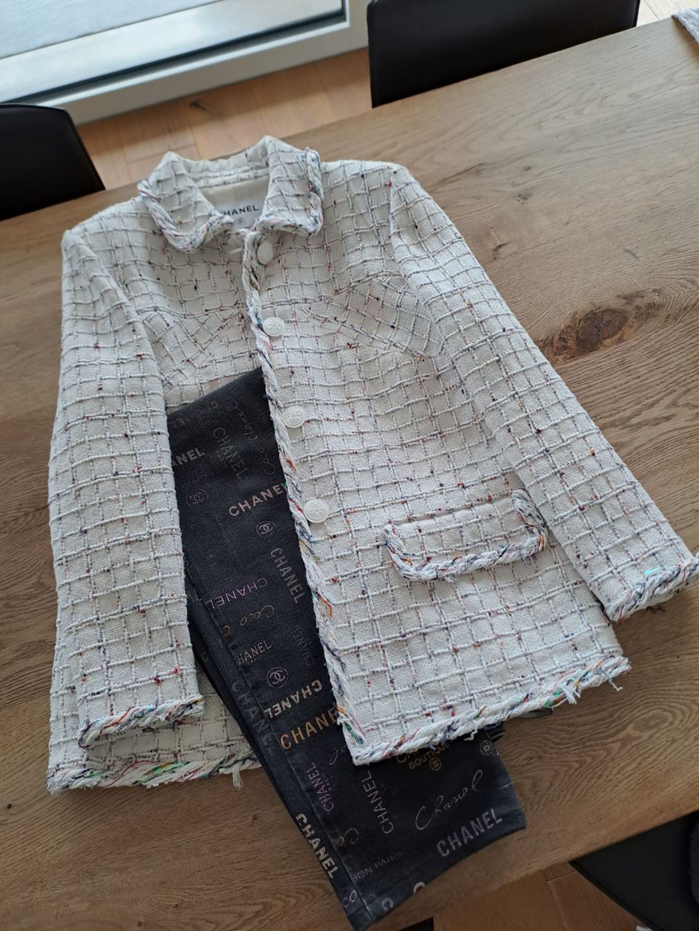 Chanel Giacche: CHANEL Tweed-Jacke Gr. 42 – Nuovo (secondo la descrizione) da Mettau venduto da Rewima 8