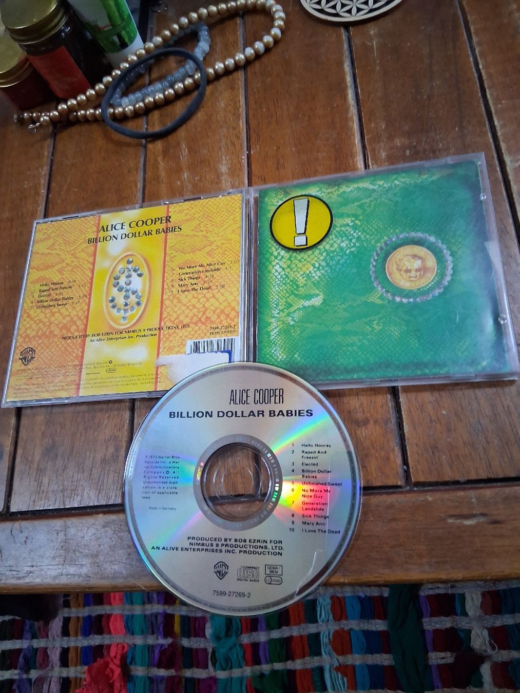 CDs: Alice cooper- billion... – D'occasion à St-Cergue par VeganWarrior