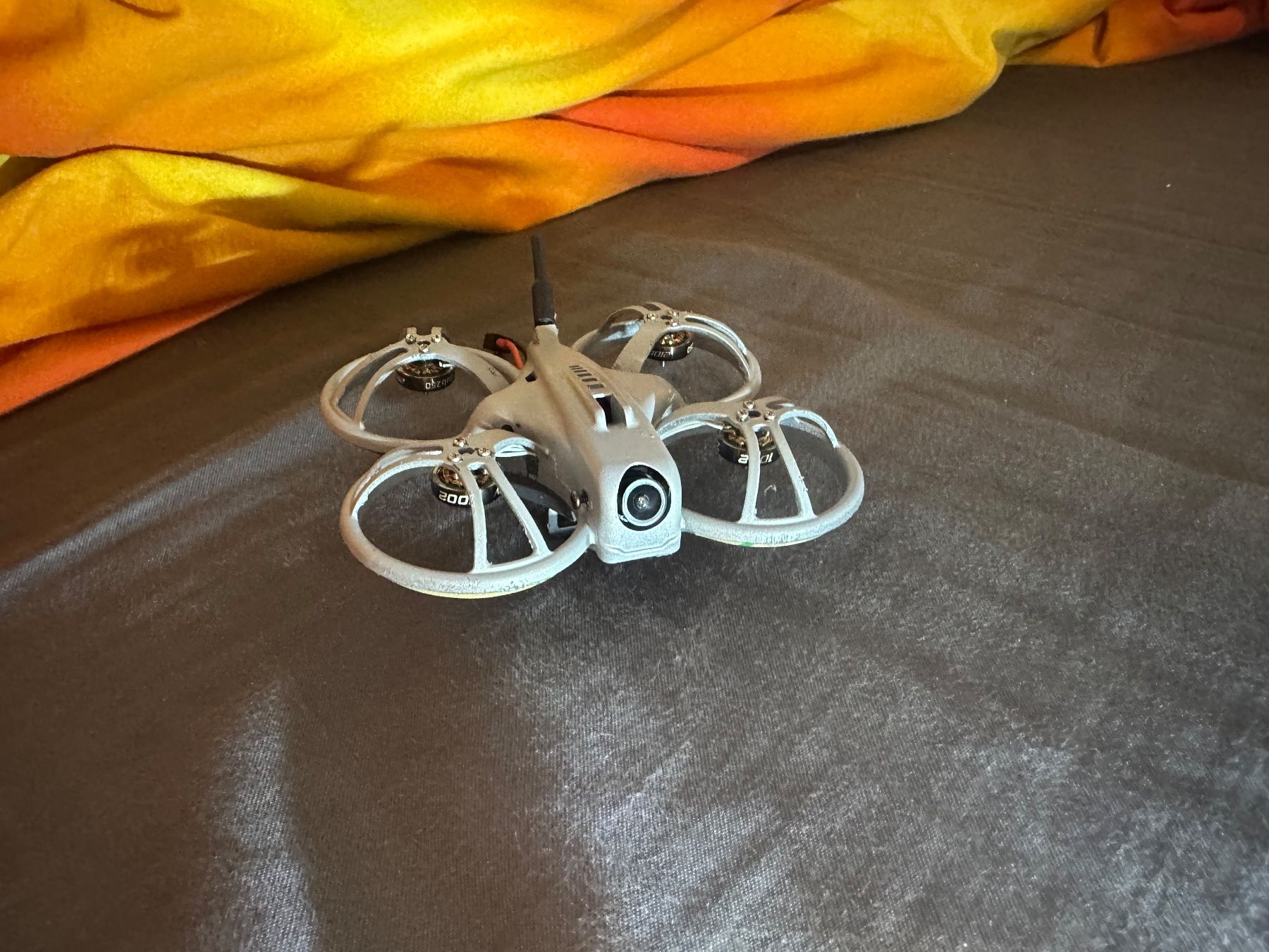 Giocattoli: Fpv Drone Whoopfly16-Silver – Usato da Gorduno venduto da tit_bcf8 1