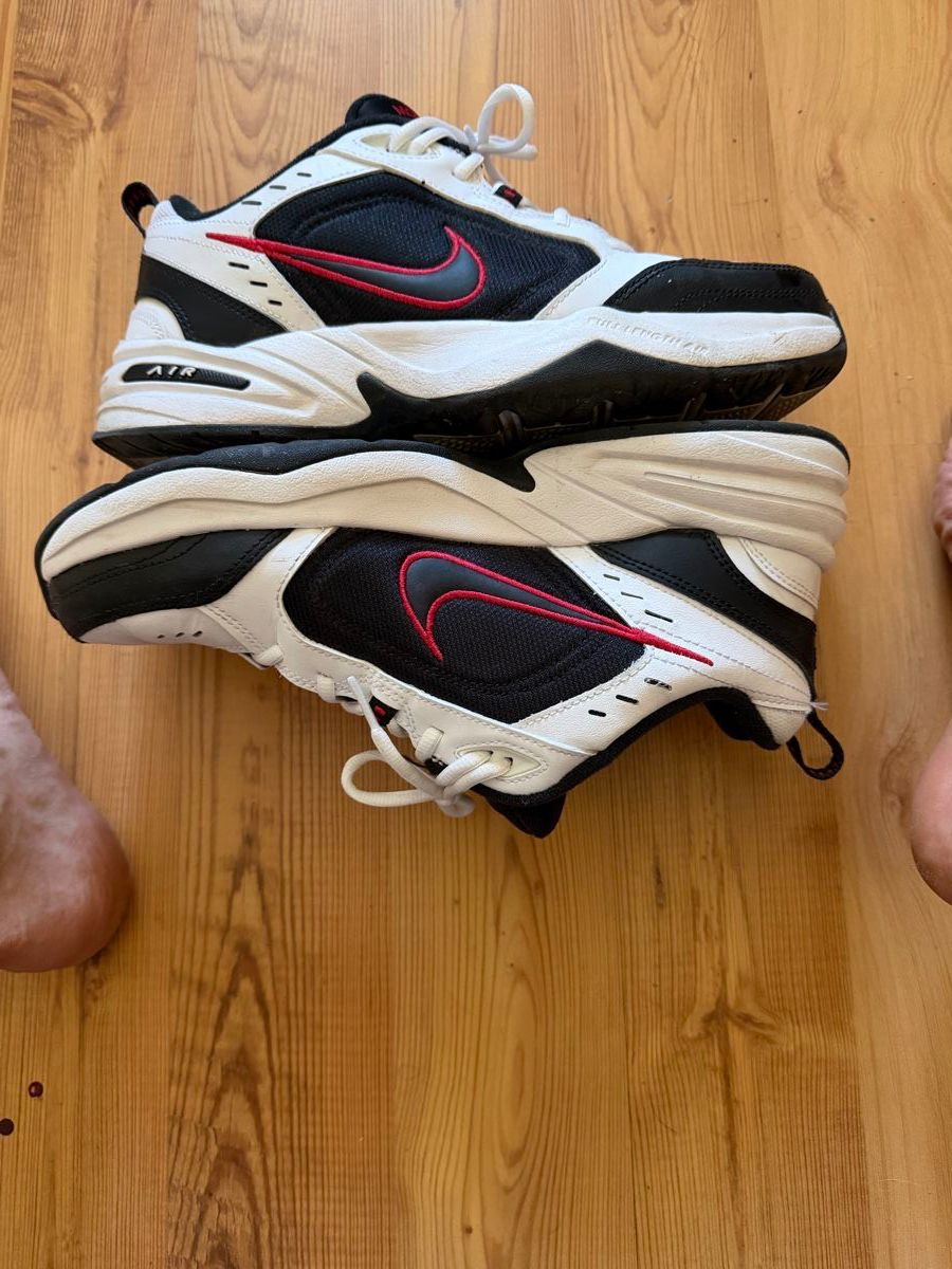 Nike Chaussures hommes: Nike Air Sneaker Gr. 44 gebraucht – D'occasion à Lohn-Ammannsegg par -dovahkiin- 2