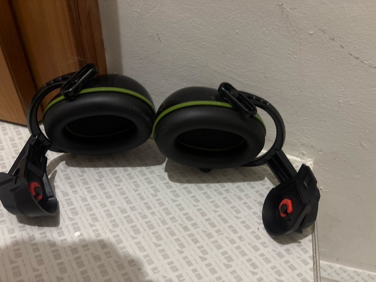 Casques audio: Uvex Kapselgehörschützer – D'occasion à Geroldswil par Fiury 2