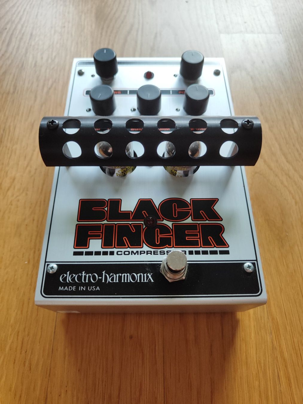 Electro-Harmonix Musikinstrumente: Electro Harmonix Black Finger Compressor – Gebraucht aus Zürich von KingPeto 1
