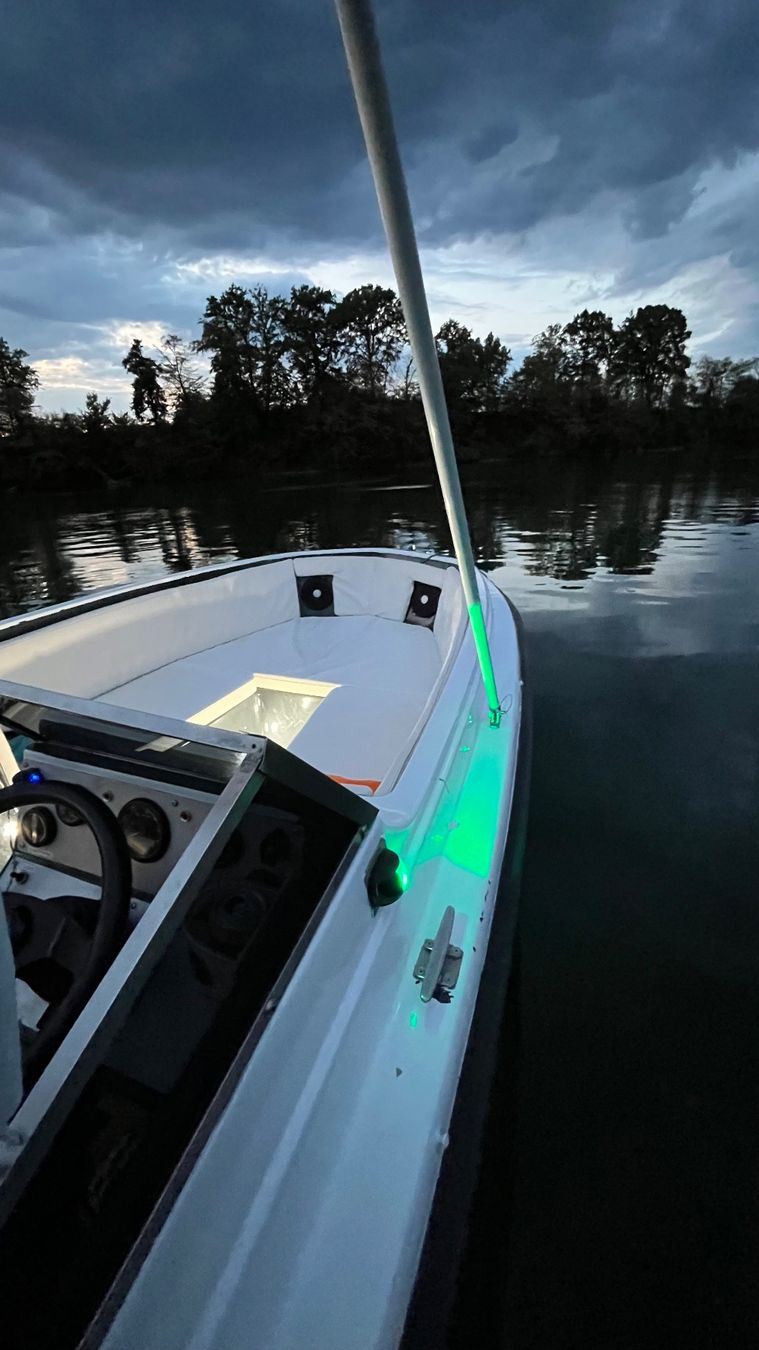 Bateaux: Motorboot VEGA 505 – D'occasion à Laufenburg par superconny01 5