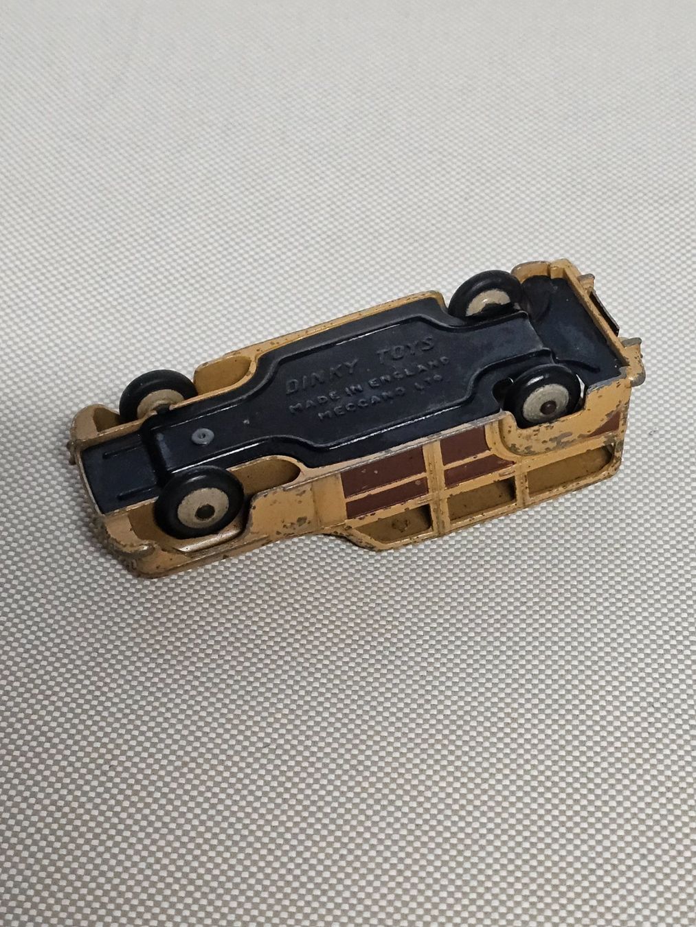 Dinky Toys Modellini d'auto: Dinky Plymouth Estate – Usato da Starrkirch-Wil venduto da easygo13 2