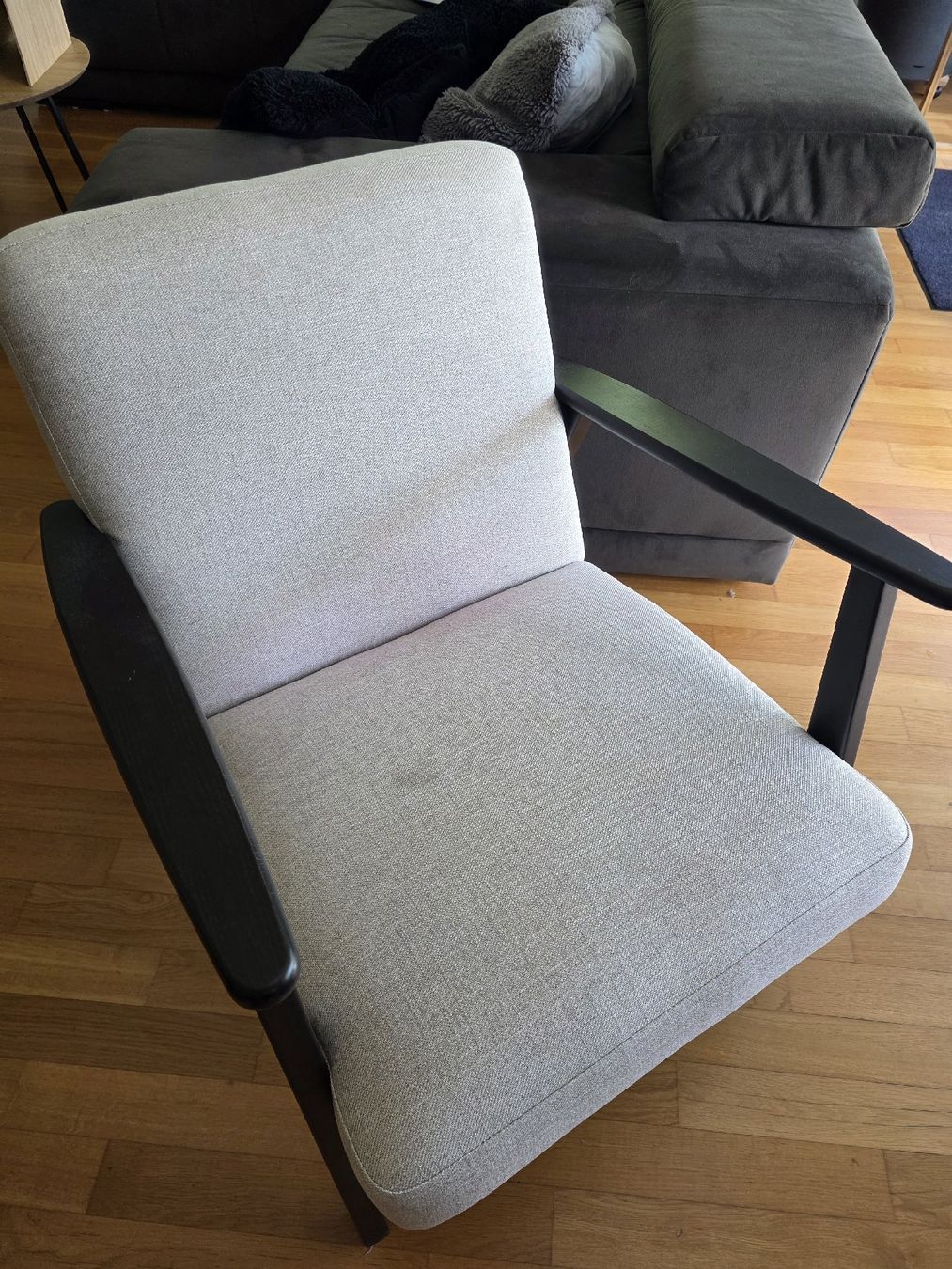 Ikea Poltrone: Gemütlicher Sessel  – Usato da Zwingen venduto da Vader.