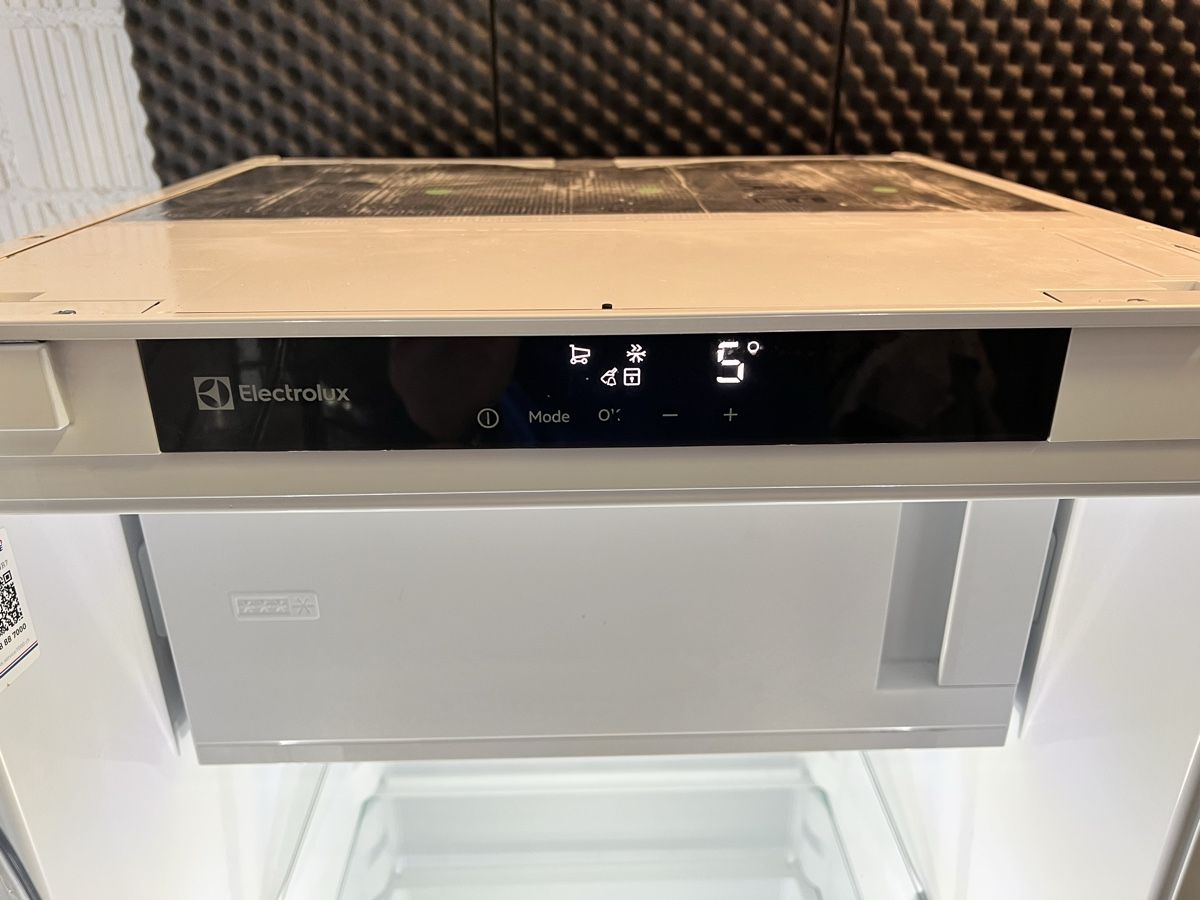 Electrolux Frigoriferi: Electrolux Kühlschrank EK10SHWL – Usato da Eschenz venduto da woniek 2