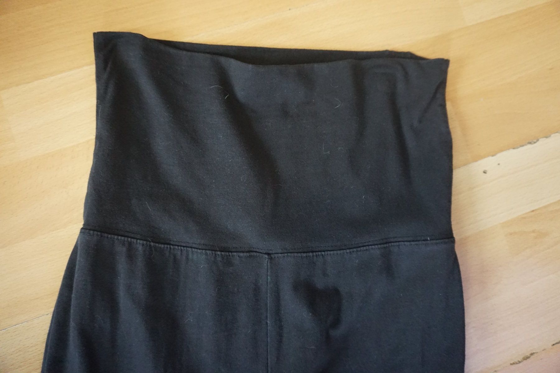 Pantaloni: Schwarze Damen Hose, Gr. S – Usato da Zürich venduto da einalemjena 2