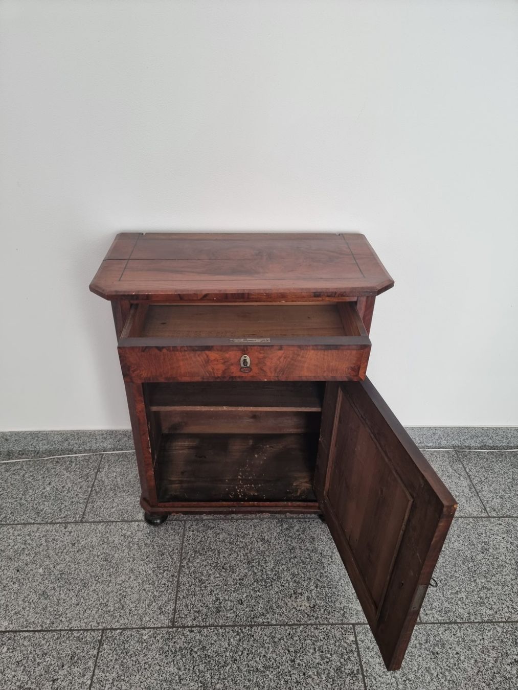 Armadi: Antiker Schrank / Kommode. Biedermeier – Usato da Paradiso venduto da jor_2pdl 2