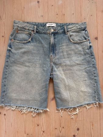 Short en jeans Pull&Bear (EUR 42)