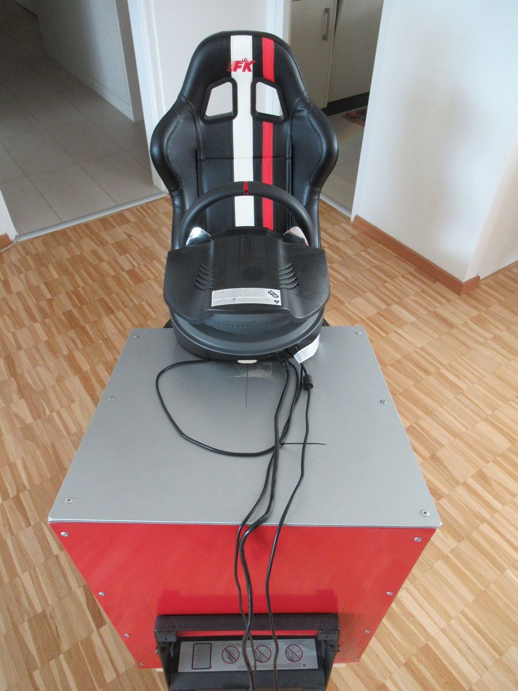 Stühle: Playseat Setup Thrustmaster T500RS – Gebraucht aus Luzern von  4