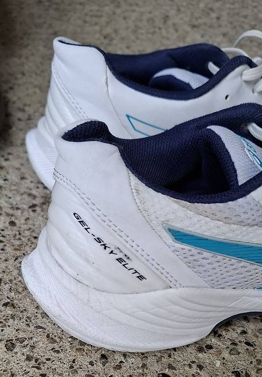 Scarpe da uomo: Hallenschuhe Asics Gr.40 – Usato da Wettingen venduto da mara1234 1