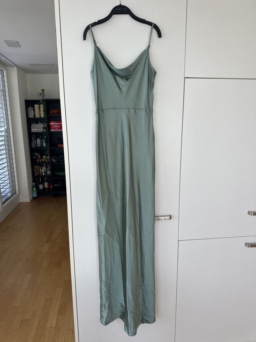 Vestiti: Grünes Kleid - Green Dress – Nuovo e nell'imballaggio originale da Zürich venduto da mel_r8f2
