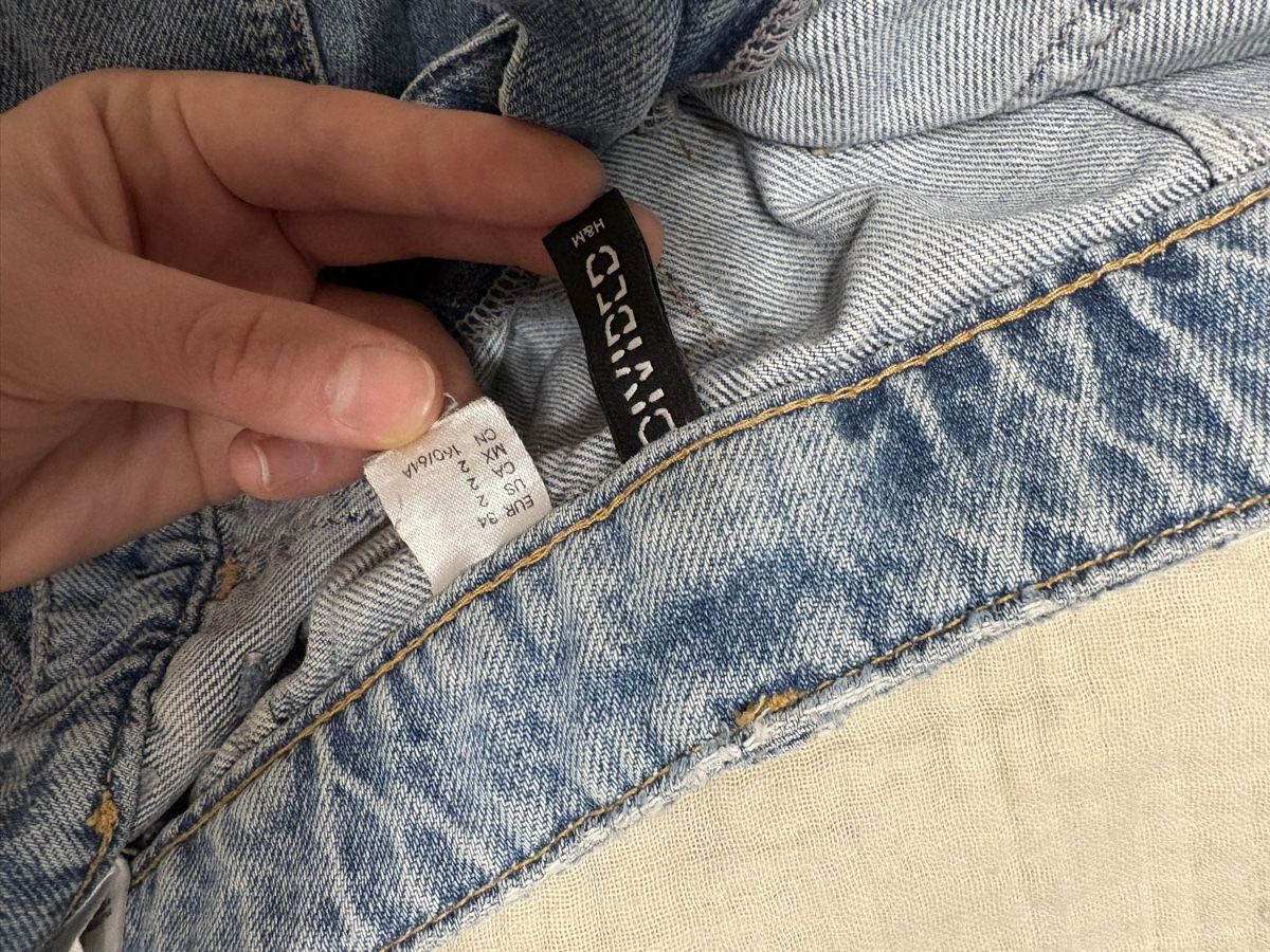H&M Jeans: Cargo-Jeans von H&M – Usato da Würenlos venduto da anx.ne 2