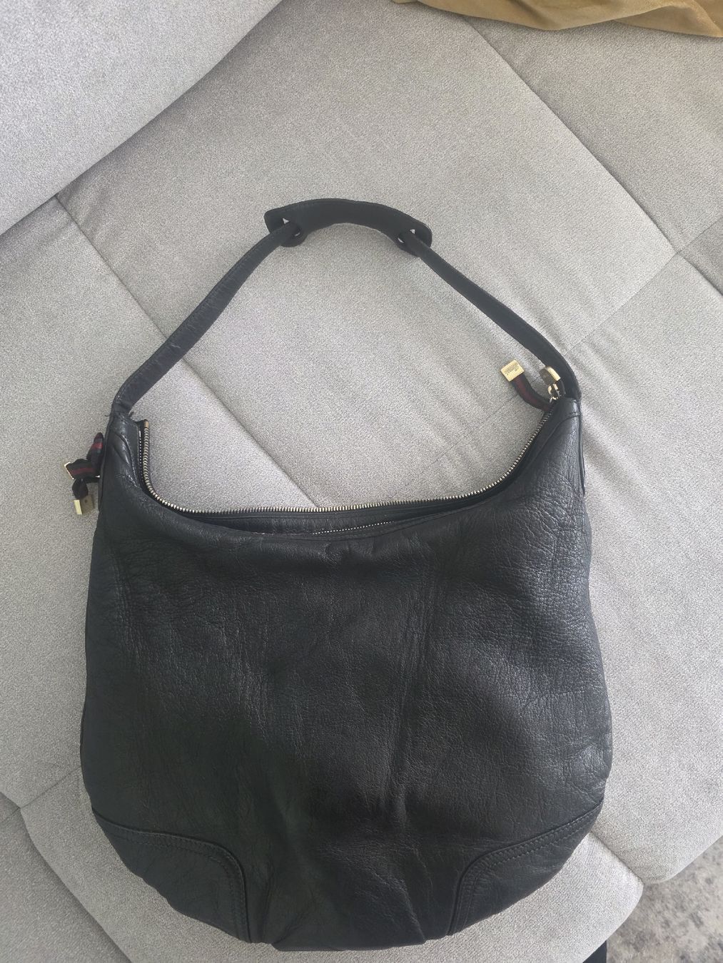 Gucci Taschen für Damen: Gucci Tasche – Gebraucht aus Wangen b. Olten von kaj.ya