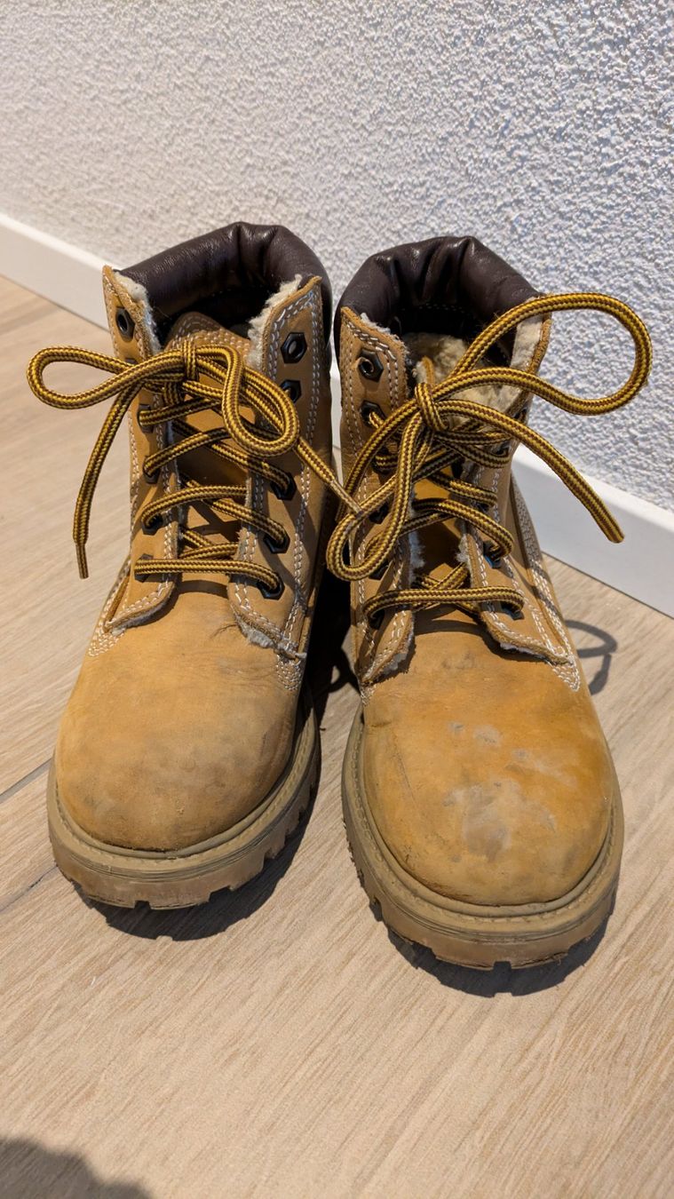 Scarpe per ragazzi: Schöner Schnürboot - Gr. 31 – Usato da Staufen venduto da Fleby84