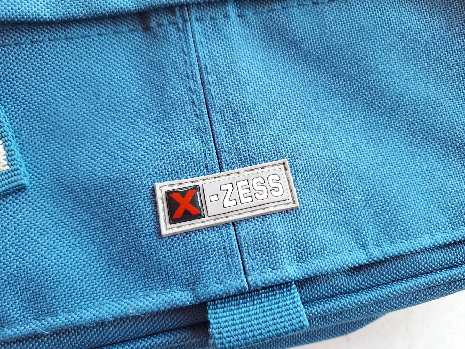 Taschen: X - ZESS TASCHE BLAU MIT RV – Neu (gemäss Beschreibung) aus Huttwil von Kunterbuntli 1