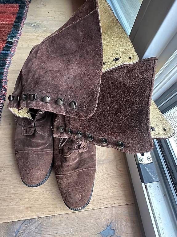 Chaussures femmes: Schnür-Stiefel Wildleder 37 – D'occasion à Liebefeld par Cherub3 2