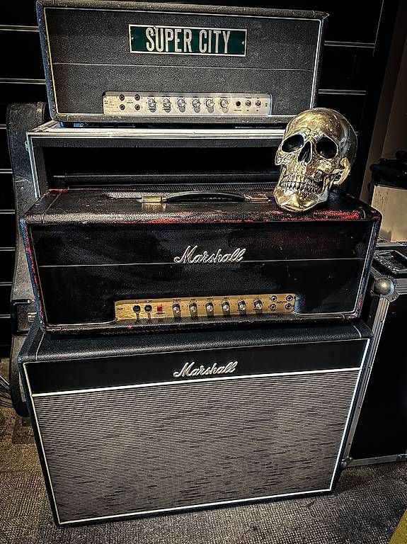 Marshall Amplificatori: Marshall Super Bass 1977 – Usato da Montreux venduto da Alligator-AMPS