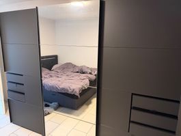 Kleiderschrank zu Verkaufen
