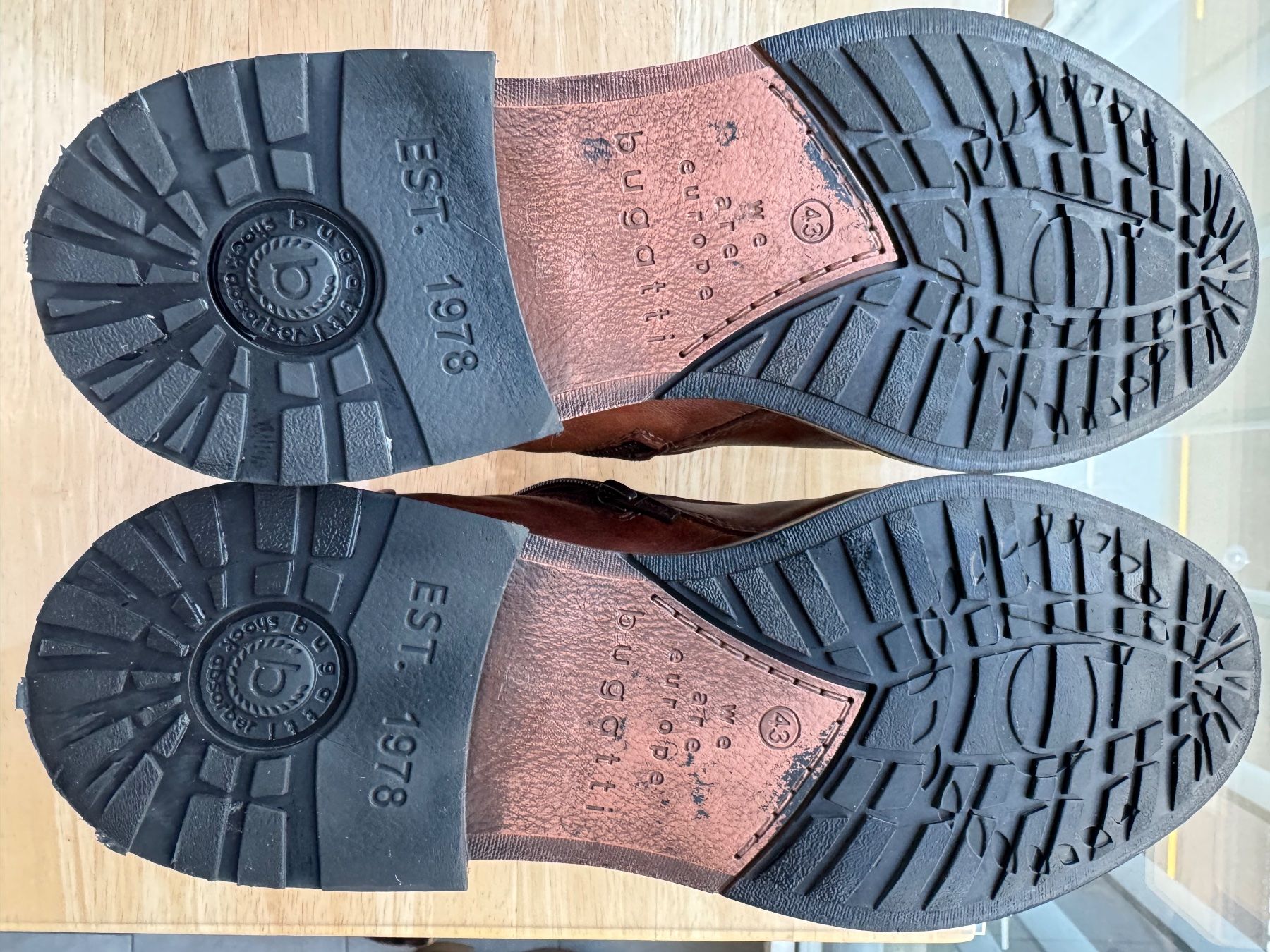 Bugatti Scarpe da uomo: Bugatti Boots in der Farbe Cognac Grösse 43 - NP Sfr. 159.- – Nuovo (secondo la descrizione) da Zürich venduto da Amaretto_zh 9