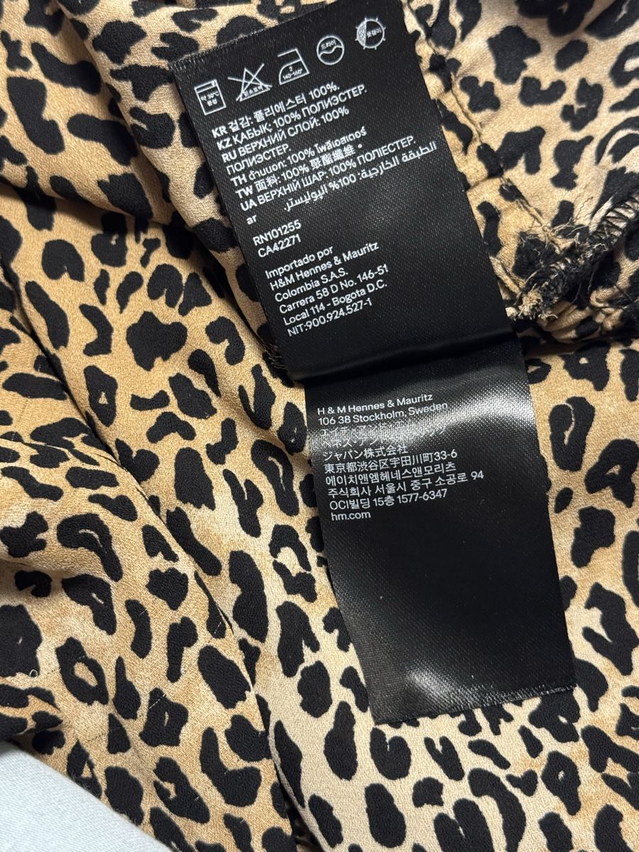 H&M Camicette: Schicke Bluse mit Leopardenmuster, Grösse 40  – Usato da Frauenfeld venduto da Sarafvic 5