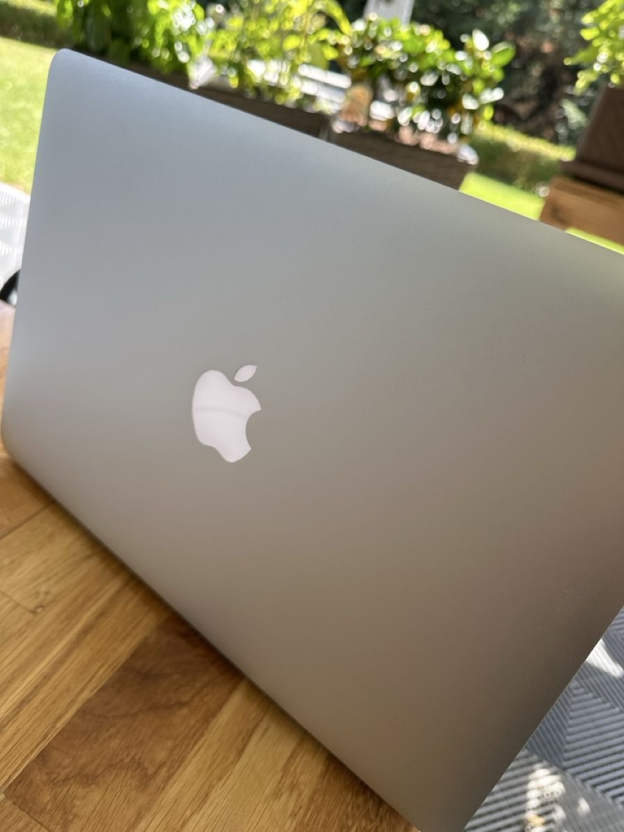 Apple Portables: Mac Book AIR 13inch 2017 – D'occasion à Oberegg par hilli9 2