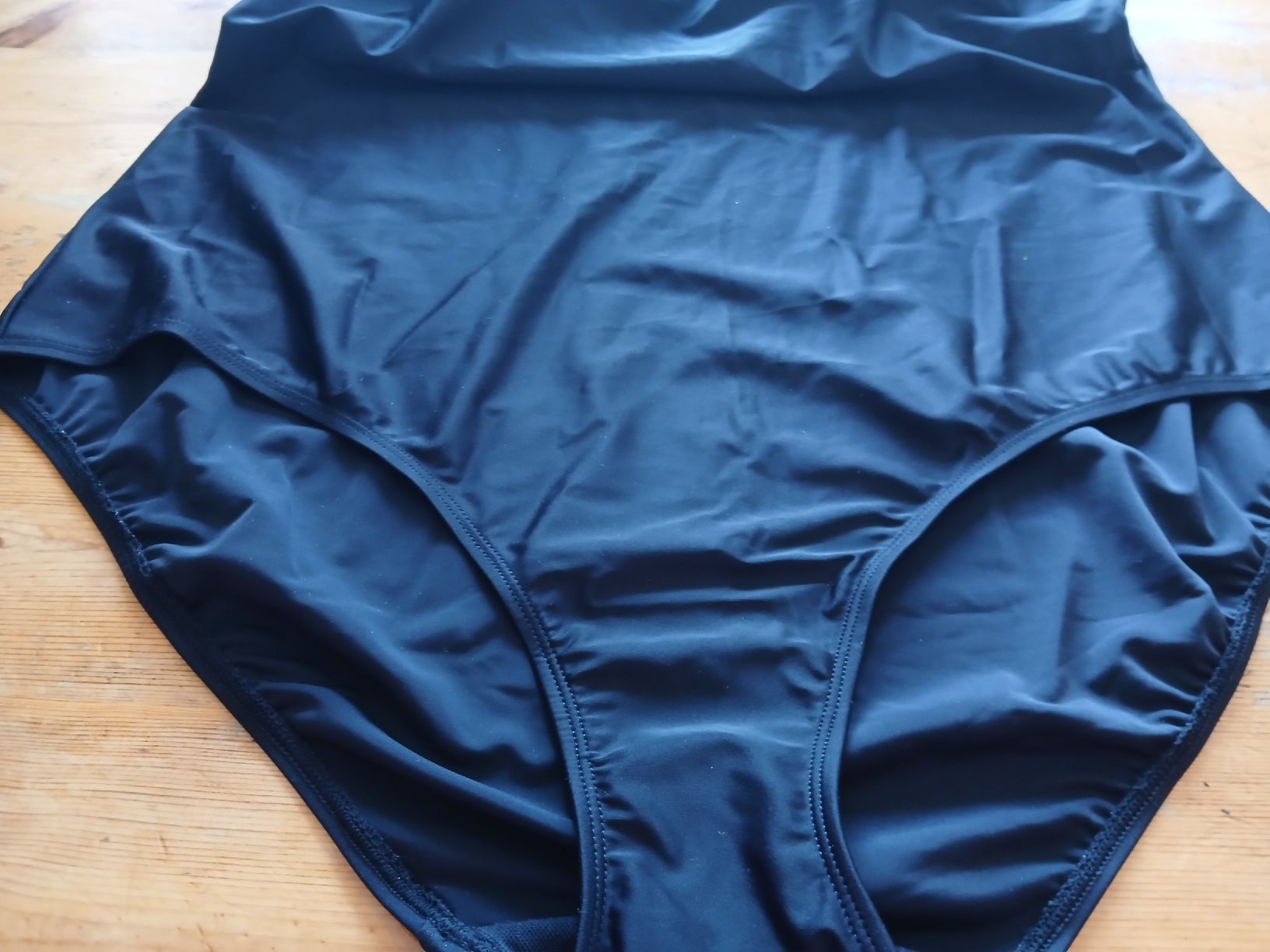 Costumi da bagno & Bikini: 1 costume de bain dame.Neuf.Taille56 – Nuovo (secondo la descrizione) da Miecourt venduto da Marly1 4