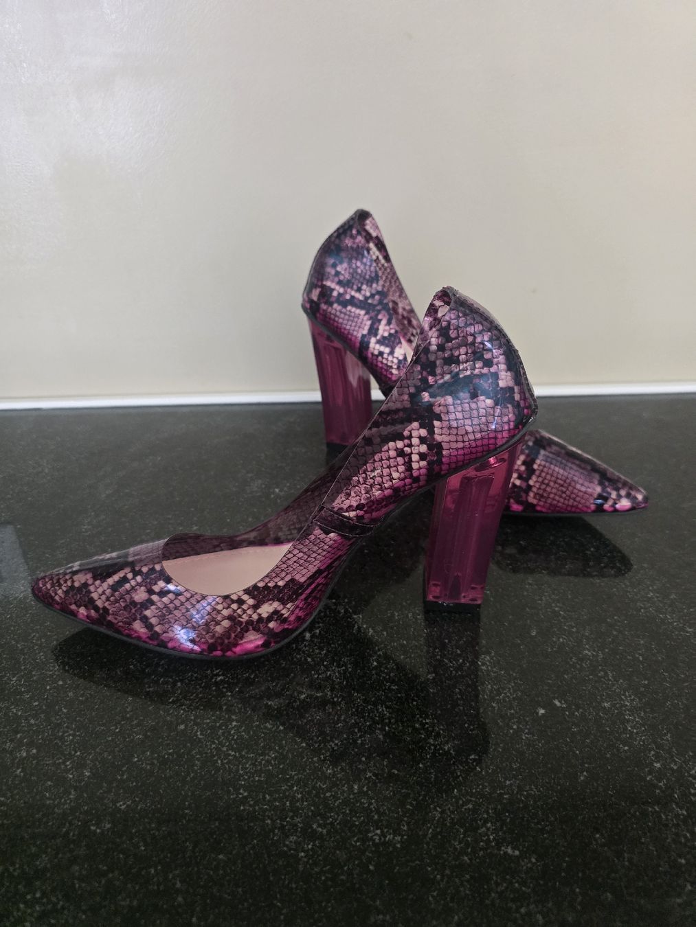 Scarpe da donna: Raid Pumps - NEU - Grösse 38 – Nuovo (secondo la descrizione) da Hägglingen venduto da Raff_Ella 2