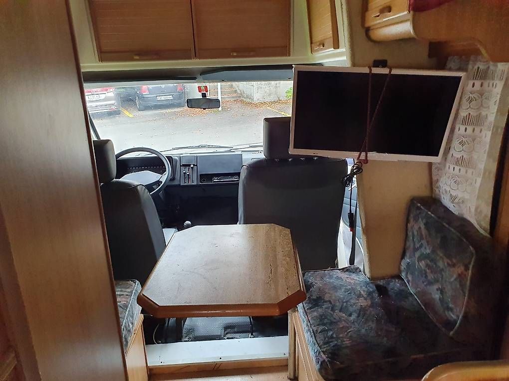 Renault Camping Fahrzeuge: bus camping – Gebraucht aus Chavornay von Jolabricole 3