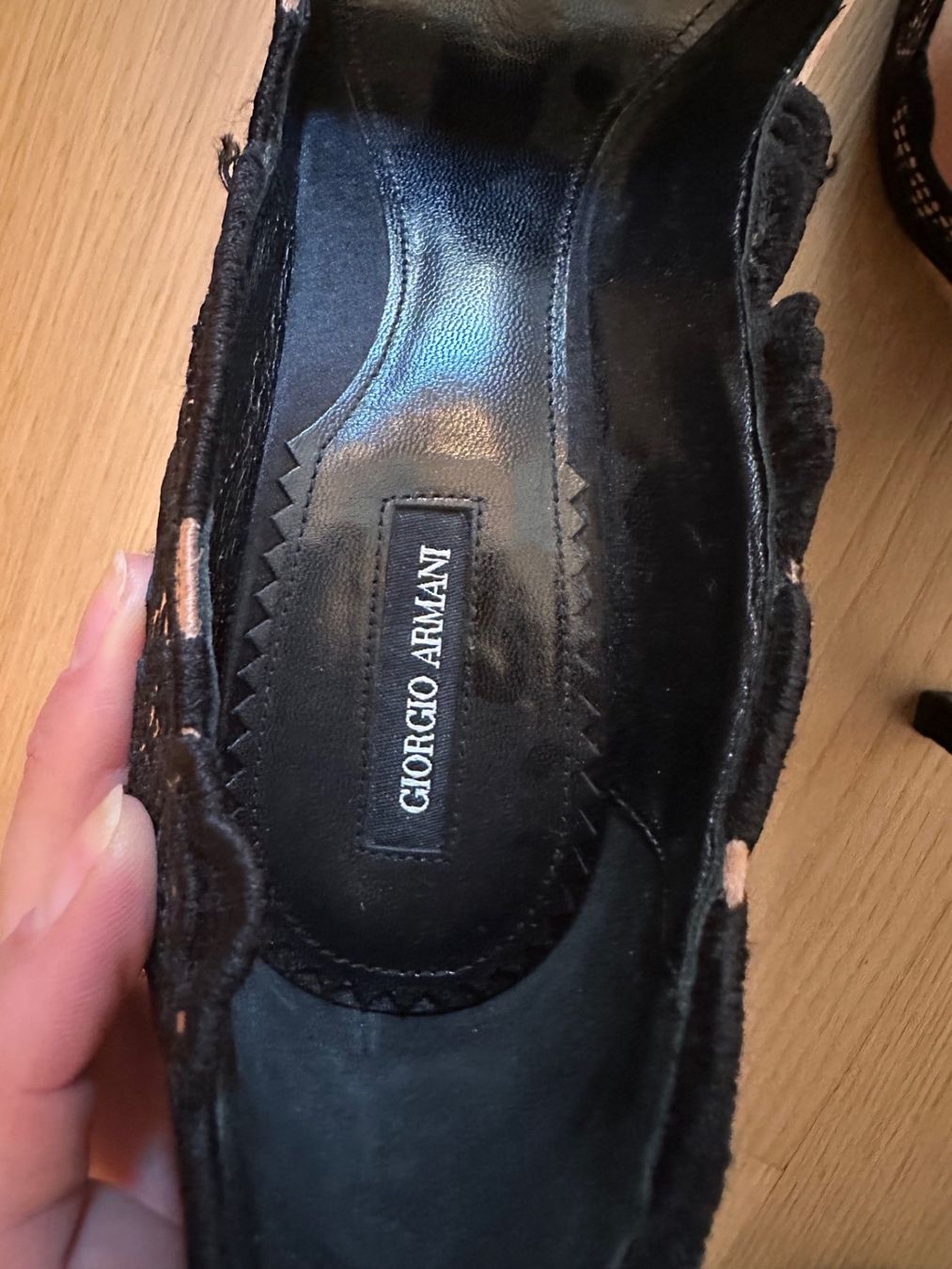 Armani Scarpe da donna: Vintage Giorgio Armani shoes – Usato da Dallenwil venduto da ZD2019 9