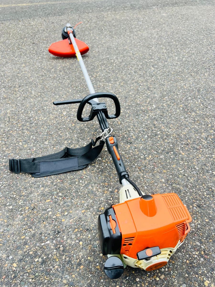Stihl Alle Werkzeuge: Rasentrimmer Stihl FS 200 R – Gebraucht aus Urdorf von mas_5wfz 5