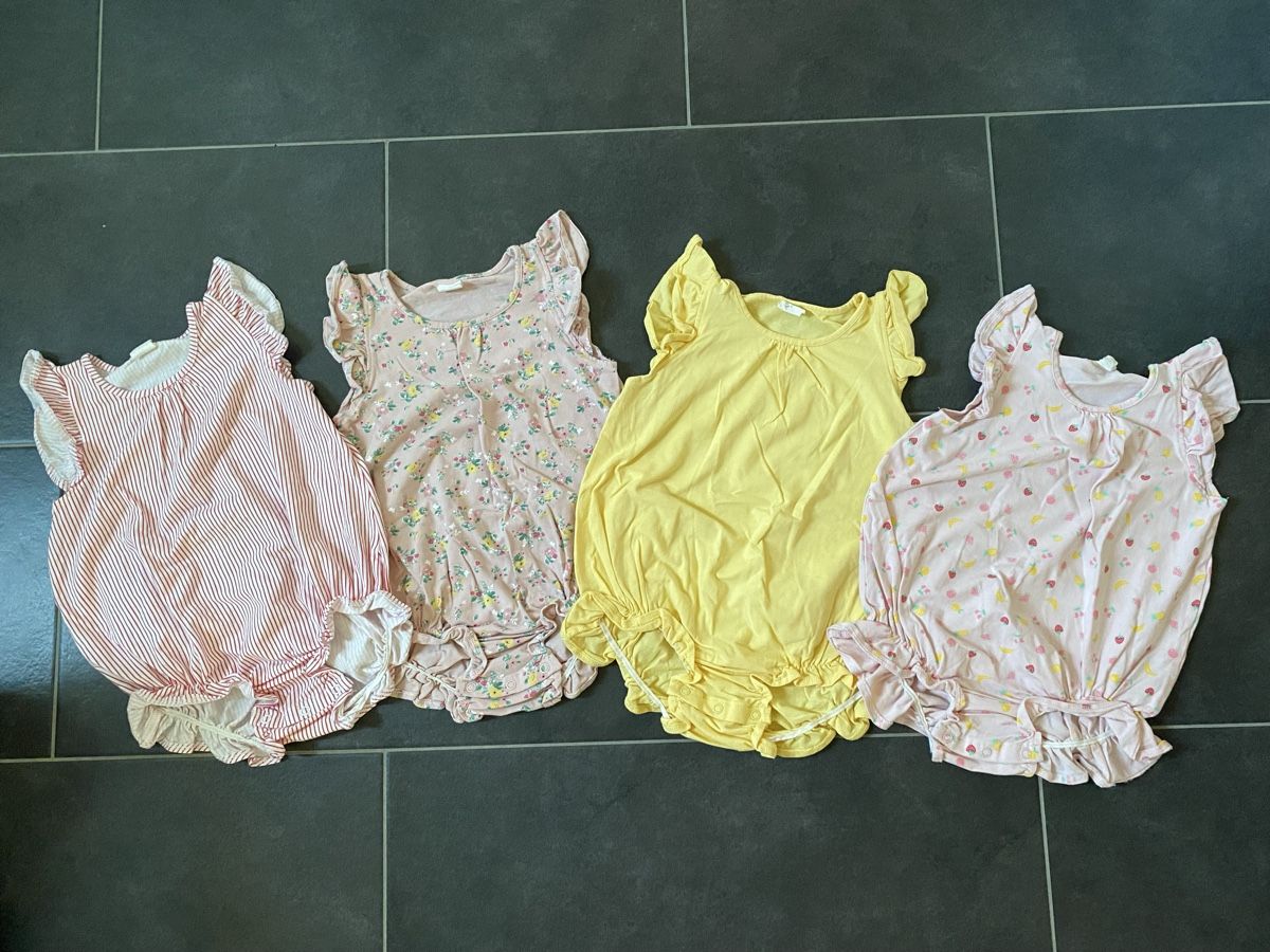 H&M Lotti & Set di vestiti: 4x H&m Sommerbodies Romper, 104 – Nuovo (secondo la descrizione) da Summaprada venduto da hirschuh506