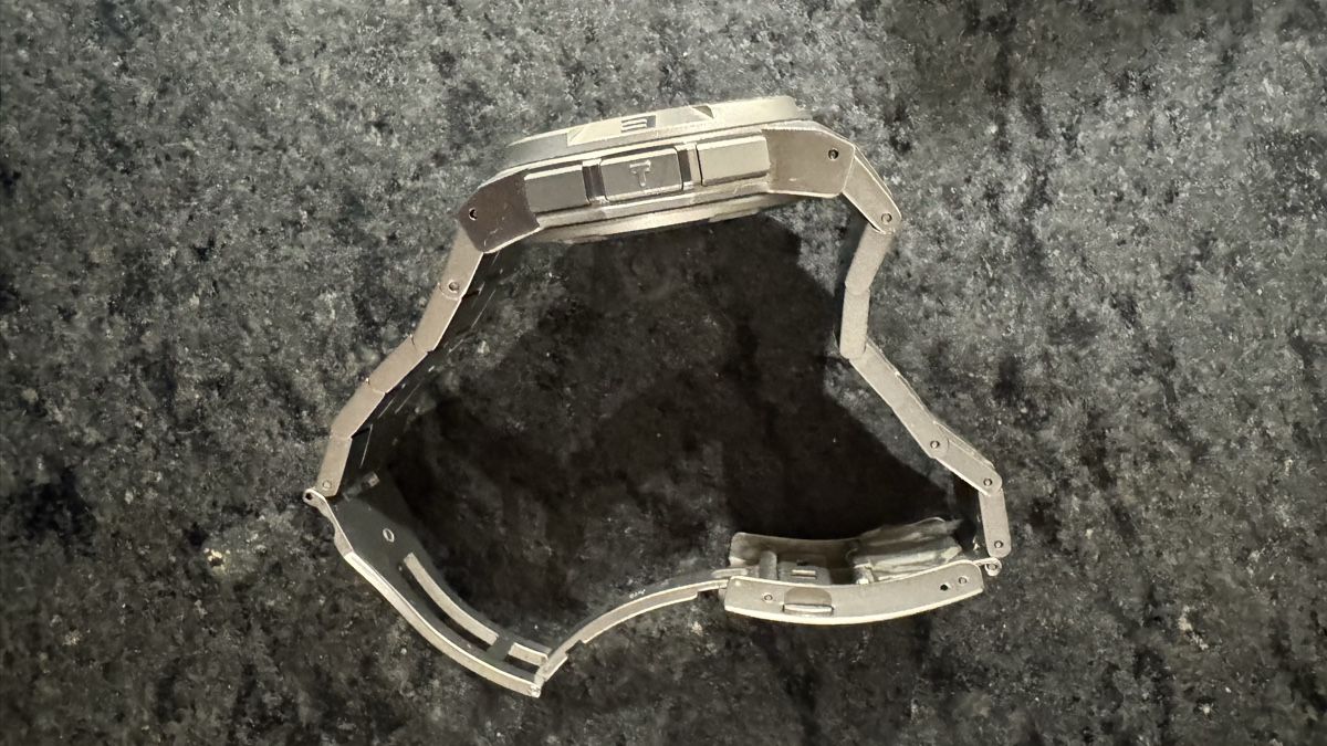 Tissot Montres: Tissot T Touch Trekking Titanium – Neuf (Voir description) à Saillon par Tom78vs 1