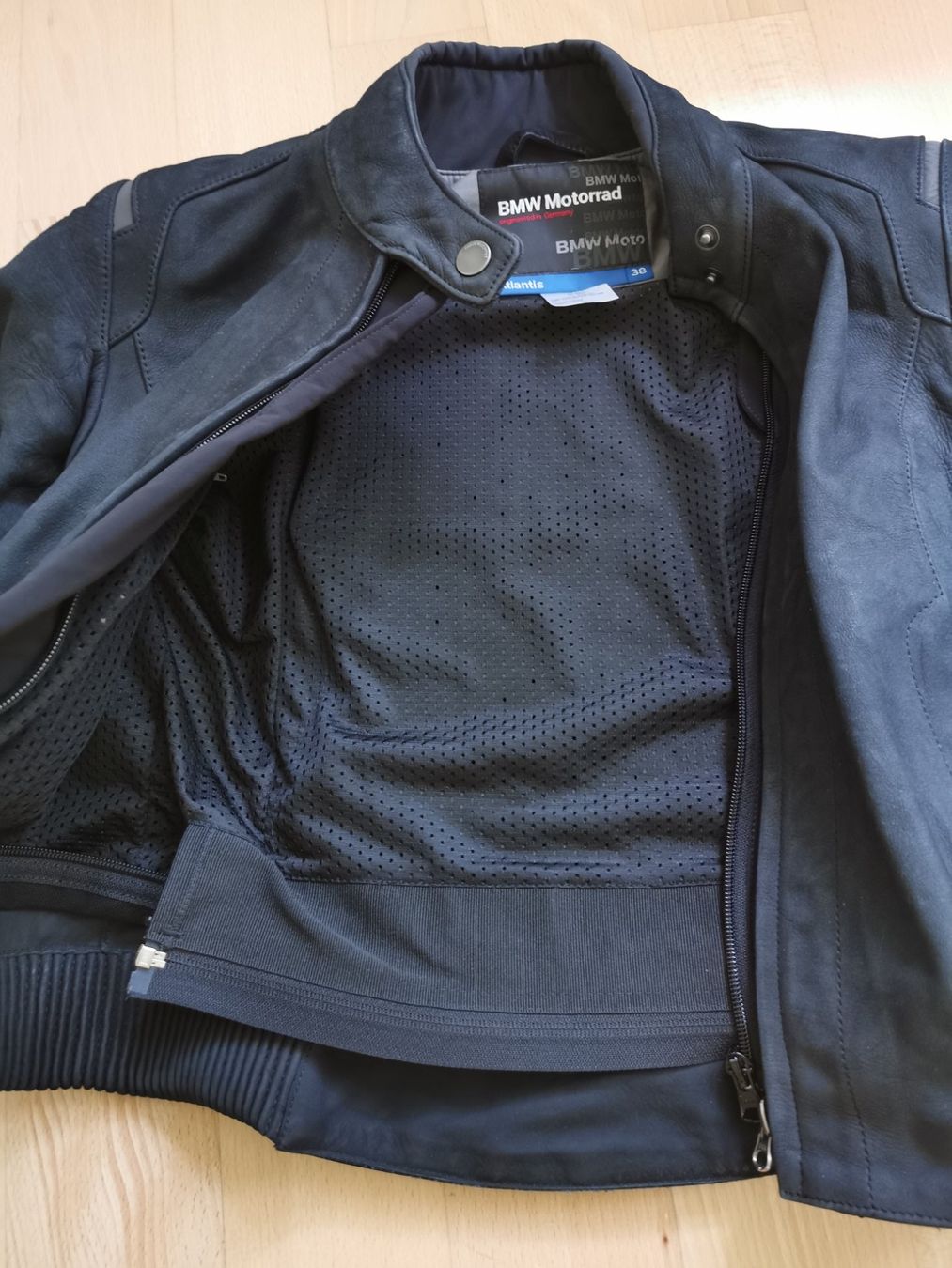 BMW Completi & Tailleur: BMW Atlantis Motorrad Anzug Damen – Nuovo (secondo la descrizione) da Bern venduto da Kat_kjj8 1