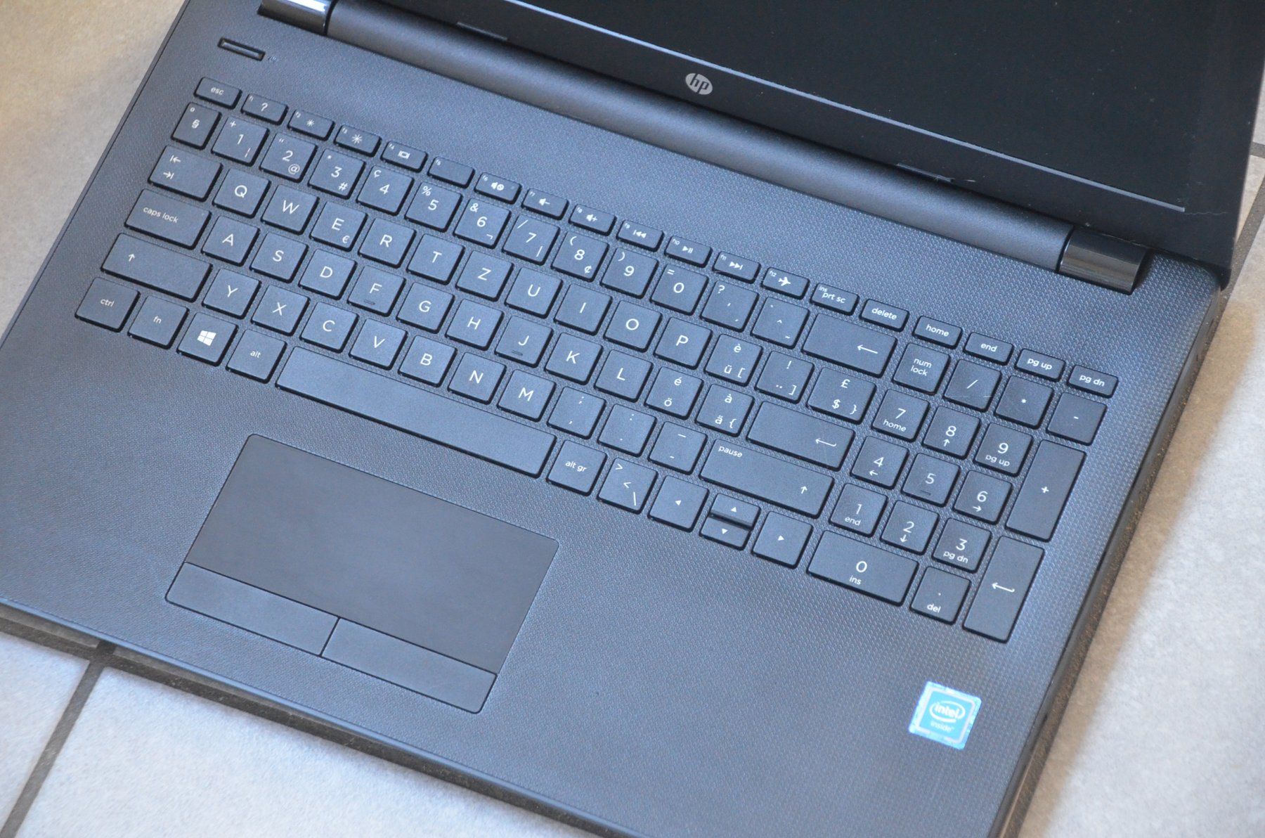 Hewlett Packard Notebook: Laptop HP 15-bs003nz 15.6" – Usato da Collonges venduto da arashee 5