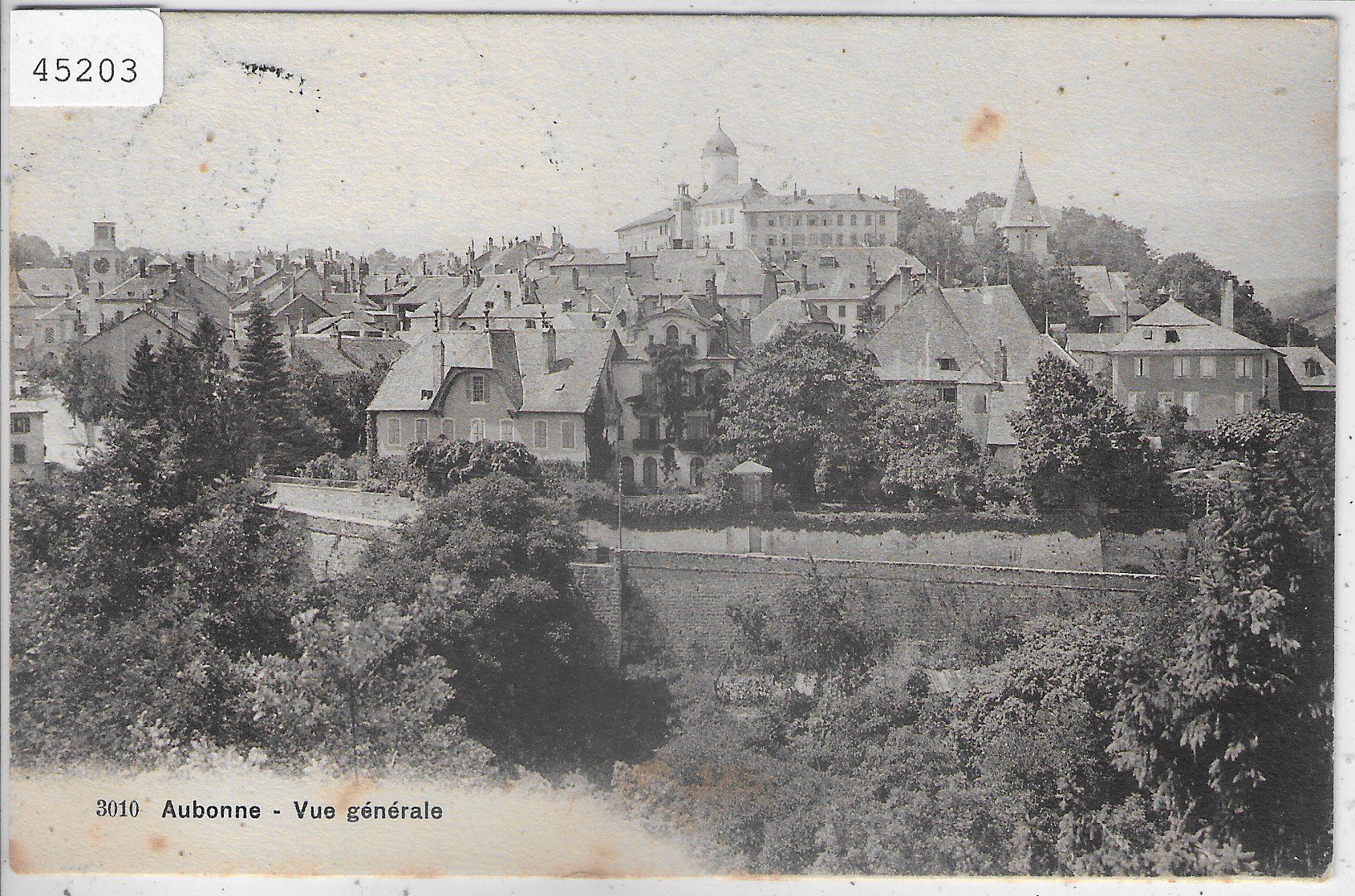 Cartoline postali: Aubonne - Vue generale – Usato da Ettingen venduto da Kartenplanet