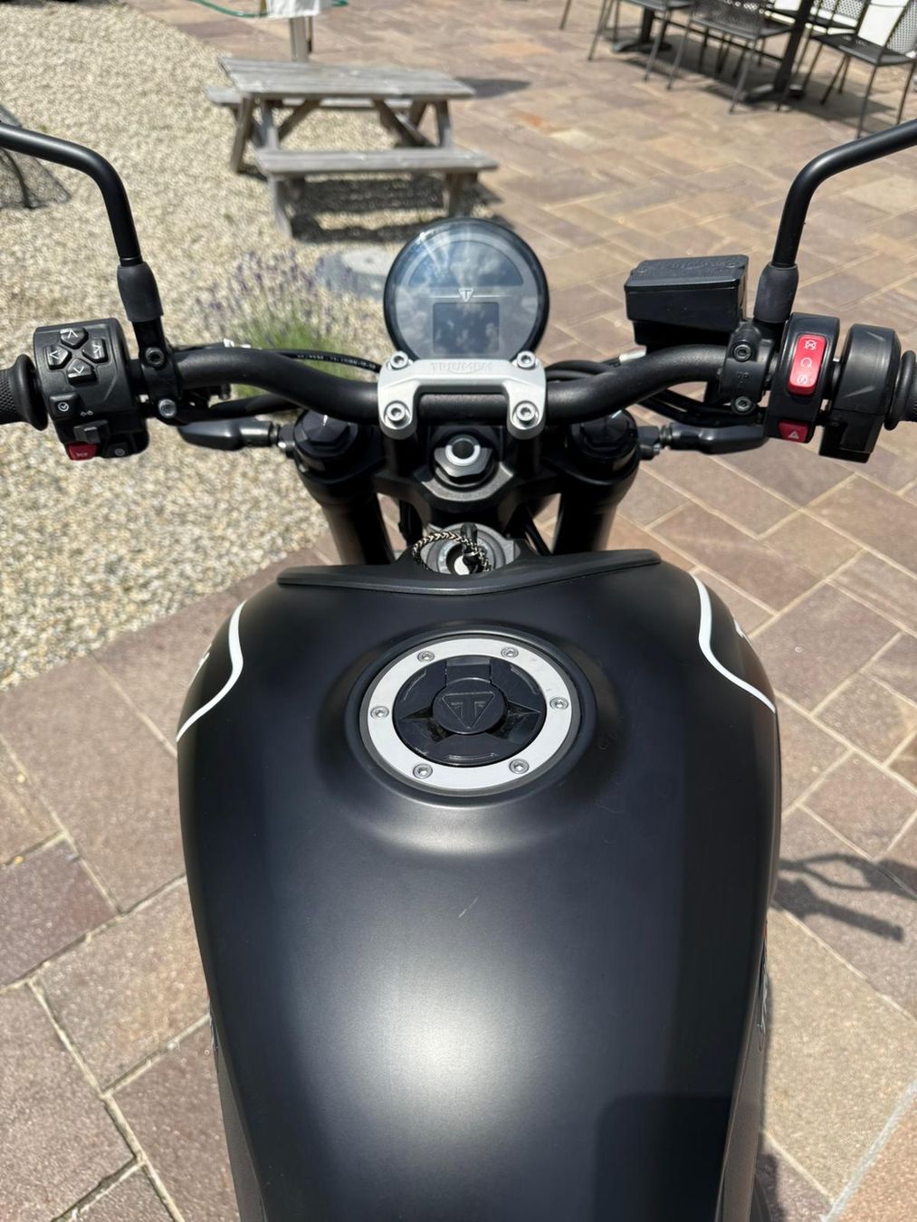Triumph Strada: Triumph Trident 660 – Usato da Einsiedeln venduto da ver_sb5p 3