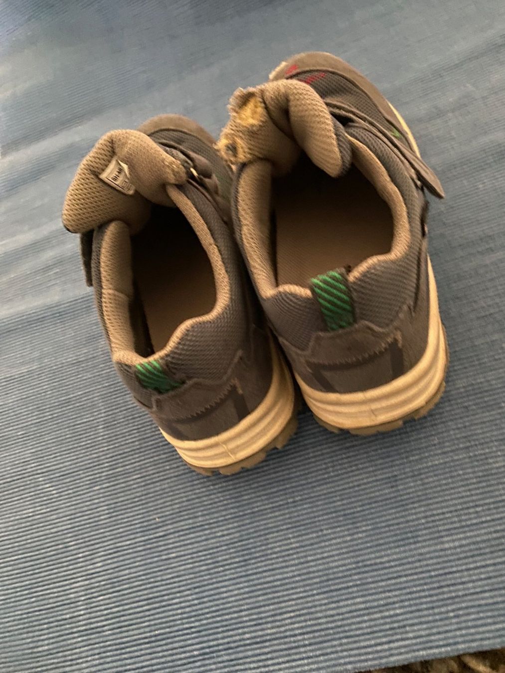 Superfit Schuhe für Jungen: Superfit Sneaker Grösse 30 Gore Tex – Gebraucht aus Allenwinden von Obalu 3