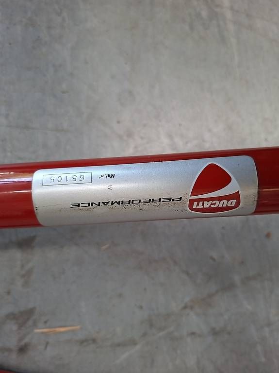 Béquilles: Ducati Hinterrad Boxenständer – D'occasion à Winterthur par chr_6gmv