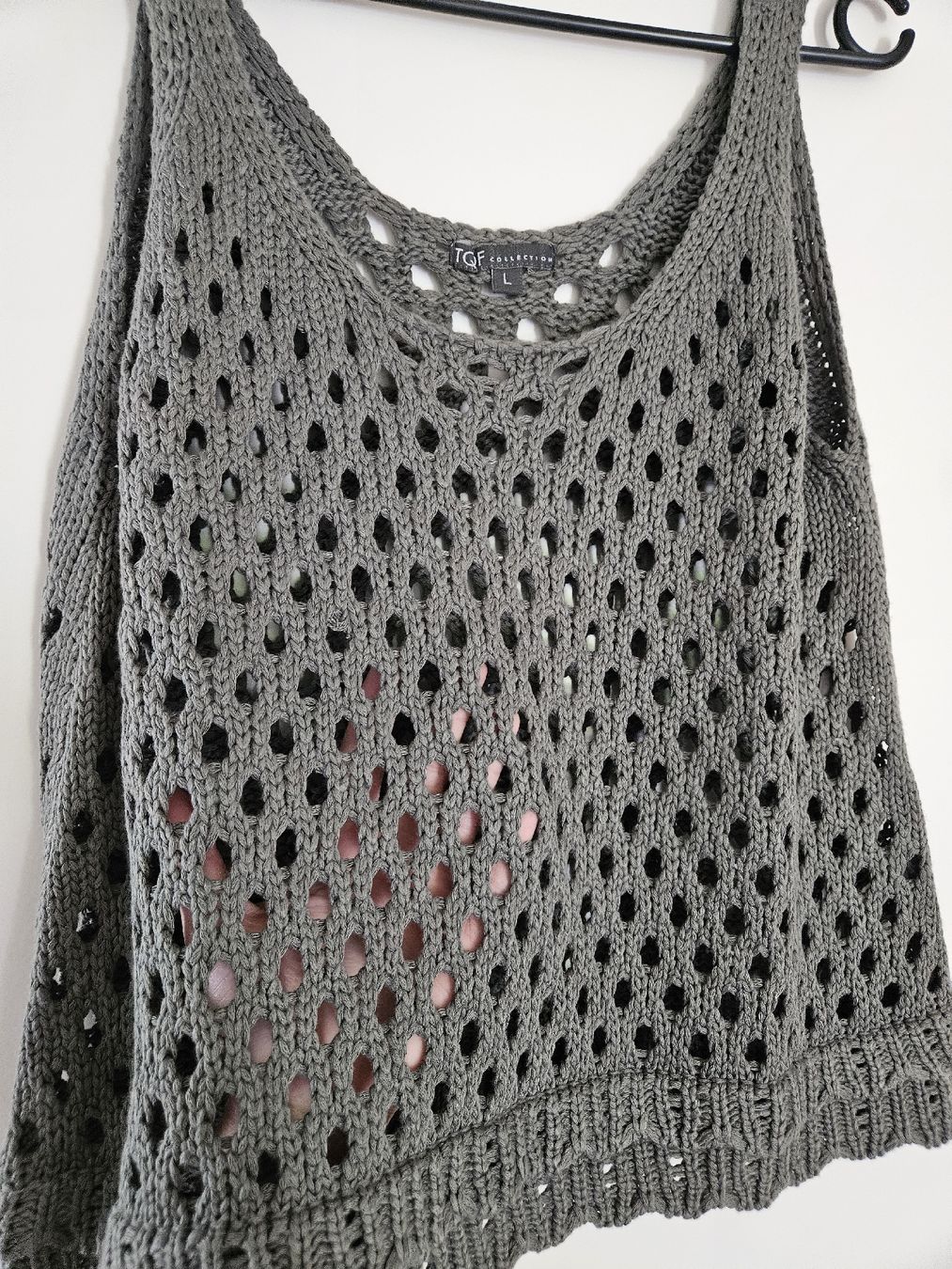 Top: Top à trous taille L – Usato da Vétroz venduto da sas_yln5 1