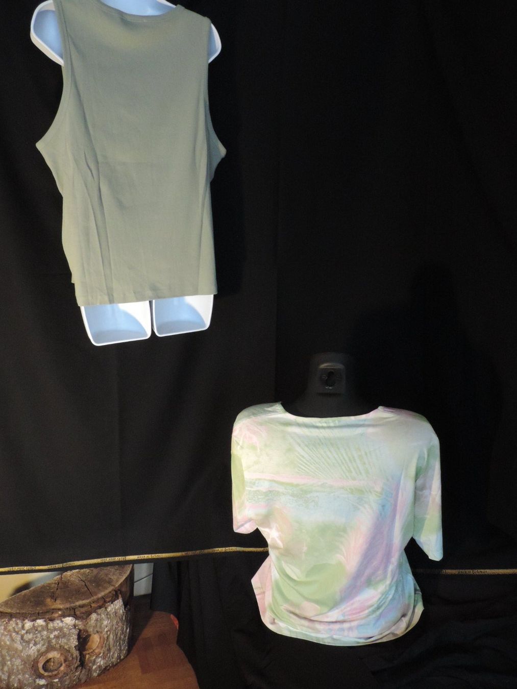 Lotti di vestiti: 2 t-shirts vert kaki et vert rose – Usato da Genève venduto da Axelle333 6