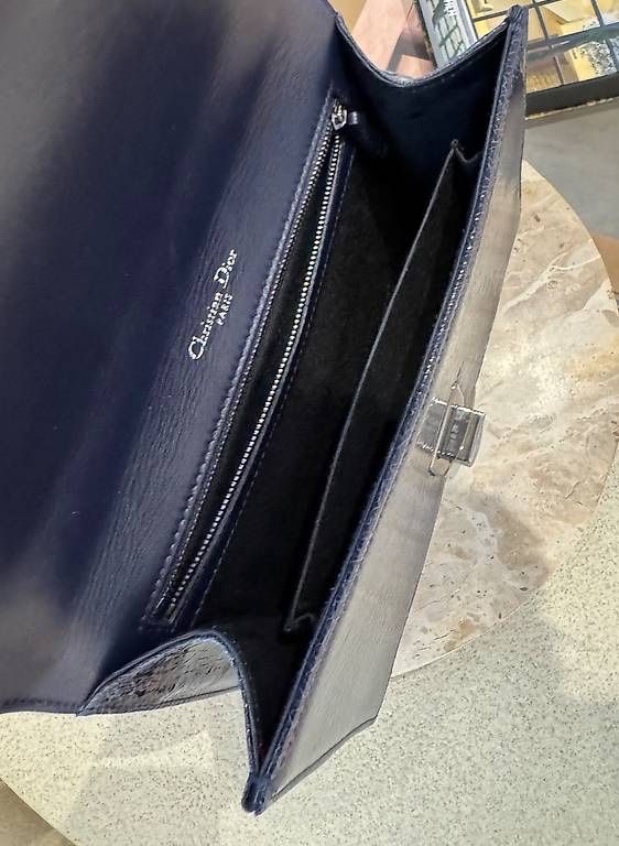 Dior Taschen: DIOR DIORAMA TASCHE NAVY – Neu (gemäss Beschreibung) aus Schwyz von bofb 7