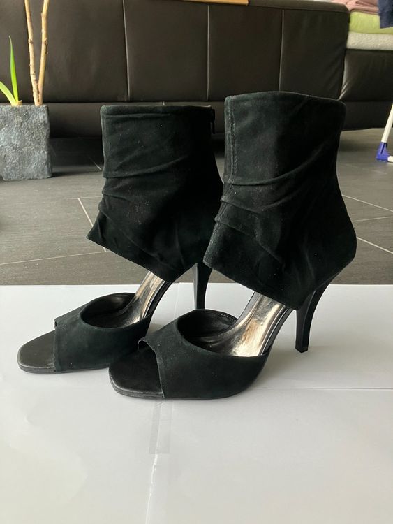 Stilettos via uno hot sale