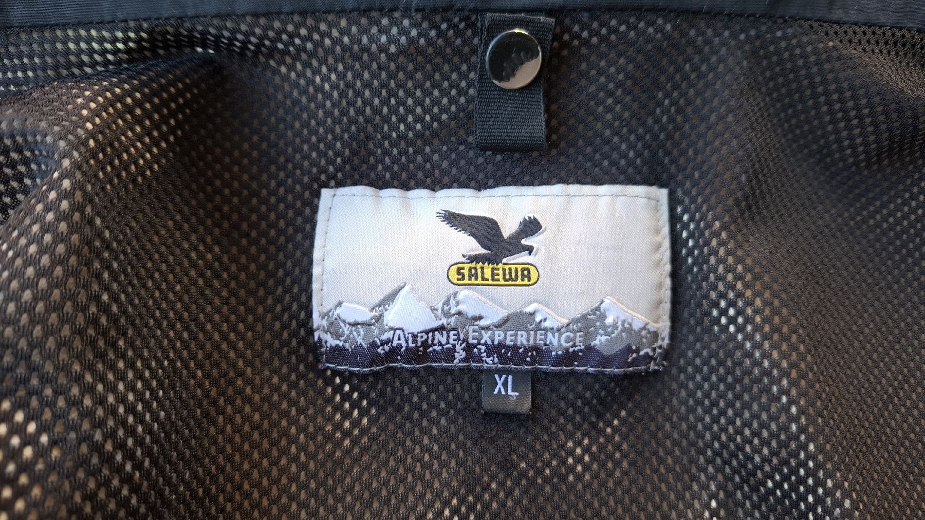 Salewa Jacken: Salewa Jacke GoreTex XL – Gebraucht aus Zürich von witike 1