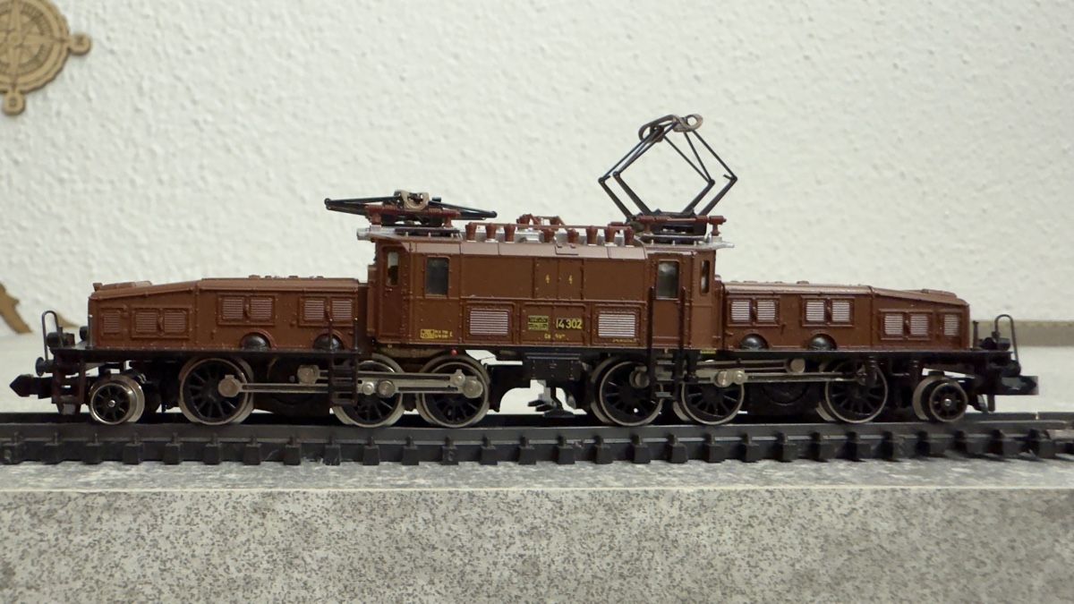 Trix Modellini di ferrovie: Minitrix E-lok Ce 6/8 III Braunes "Krokodil" Spur N – Nuovo (secondo la descrizione) da Schlieren venduto da rat_lq6b 2